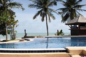 Khanom Sunrise Beach Hotel