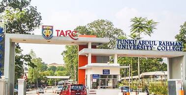 Smile Hotel Danau Kota