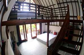 Oceans 5 Dive Resort