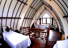 Oceans 5 Dive Resort