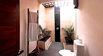 Oceans 5 Dive Resort