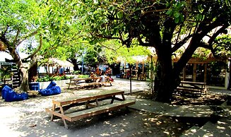 Oceans 5 Dive Resort