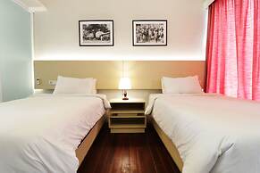 Pejaten Valley Residence