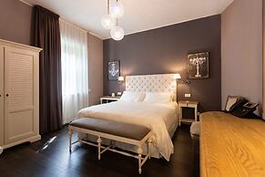 Like Home - Boutique Hotel