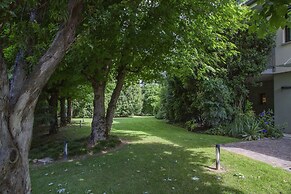 Like Home - Boutique Hotel