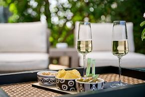 Like Home - Boutique Hotel