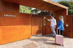 Like Home - Boutique Hotel