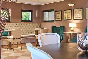 Like Home - Boutique Hotel