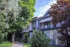 Like Home - Boutique Hotel