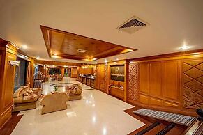 The Ligor City Hotel