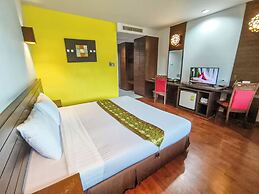 The Ligor City Hotel