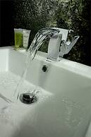 Hotel Travellers Nest