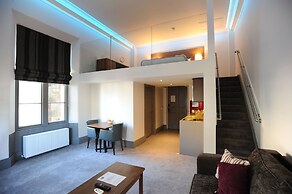 Court Residence