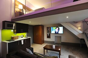 Court Residence