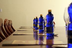 Stanford Suites Hotel