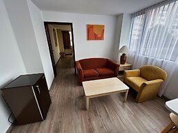 Stanford Suites Hotel