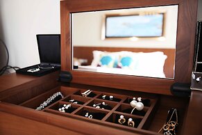 Green Court Place Jinqiao Middle Ring Shanghai