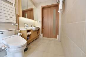 Green Court Place Jinqiao Middle Ring Shanghai