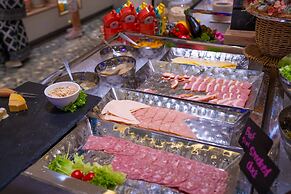 The Waterfront Hotel