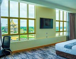 The Waterfront Hotel