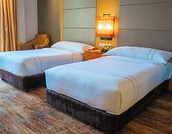 The Waterfront Hotel