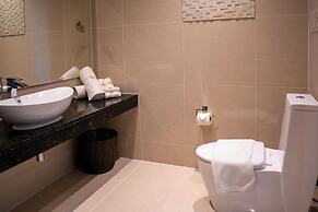 The Waterfront Hotel