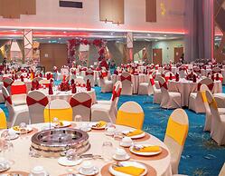 The Waterfront Hotel