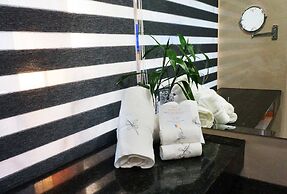 The Waterfront Hotel