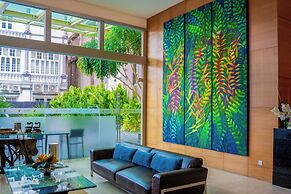 The Waterfront Hotel