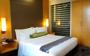 The Waterfront Hotel