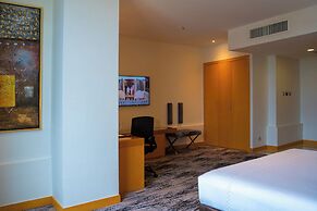 The Waterfront Hotel