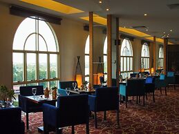 The Waterfront Hotel