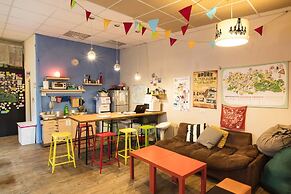 On My Way Jiufen Youth Hostel