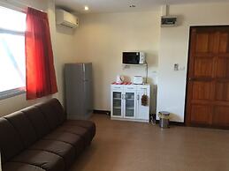 Merlin Plaza Apartments