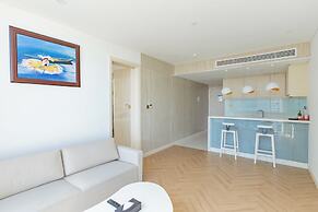 Diamond Bay Hotel