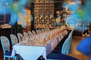 Diamond Bay Hotel