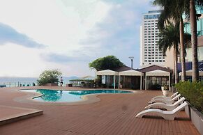 Diamond Bay Hotel