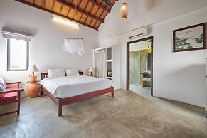 Blue Beach Village Homestay