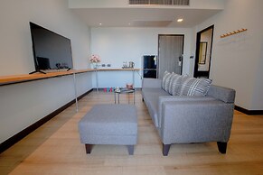 The Royal River Hotel