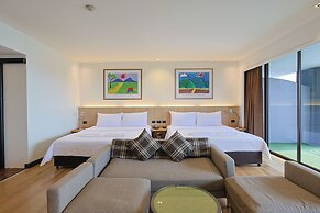 The Royal River Hotel