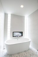 The Royal River Hotel