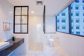 The Royal River Hotel