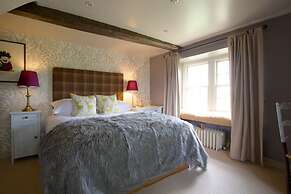 The Pear Tree Inn
