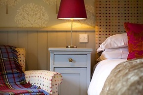 The Pear Tree Inn