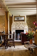 The Pear Tree Inn