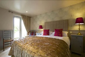 The Pear Tree Inn