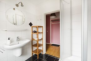 Five Reasons Hotel & Hostel