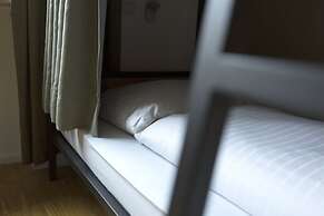 Five Reasons Hotel & Hostel