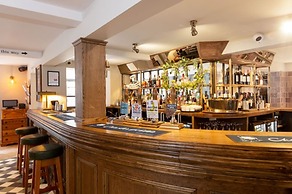 Old Cock Inn