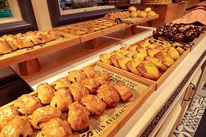 Midtown Shangri-La, Hangzhou